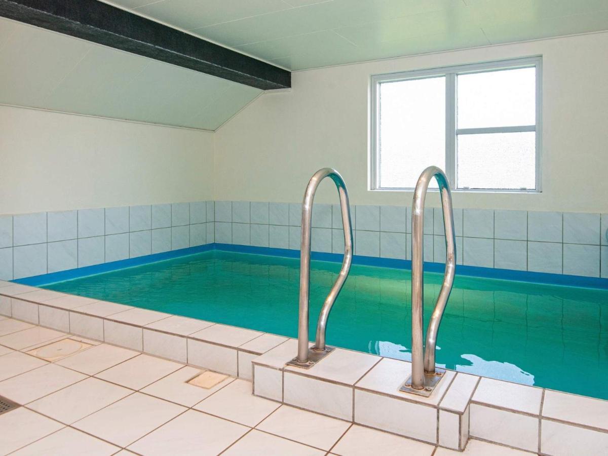 10 Person Holiday Home In Juelsminde Sonderby  Εξωτερικό φωτογραφία